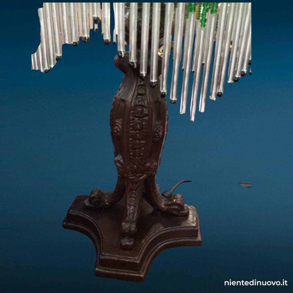 Lampada Liberty con paralume in pasta di vetro e perline, H 45 cm