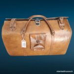 38498 Valigia vintage in cuoio con 3 tasche, maniglie e tracolla