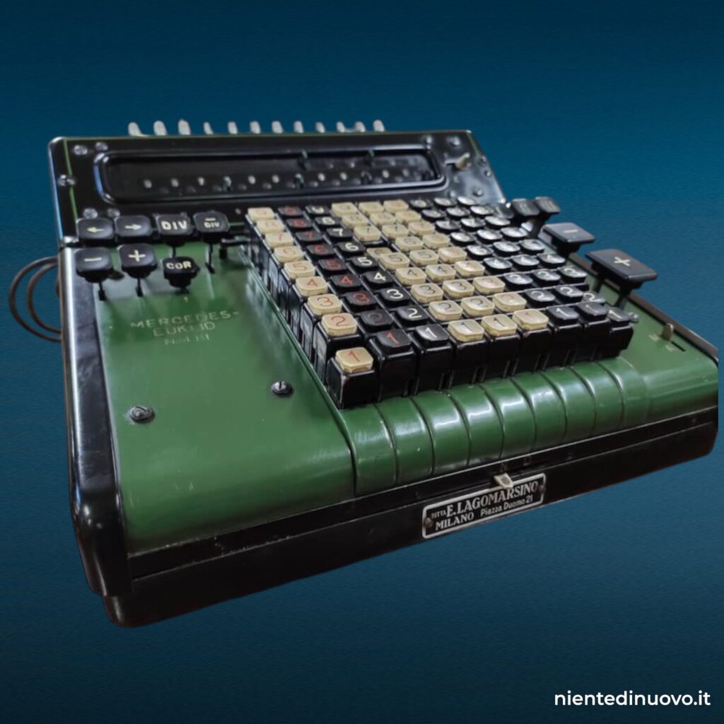Calcolatore meccanico Mercedes Euklid 31
