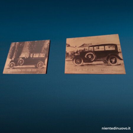 Serie di 5 pannelli in legno Fiat d'epoca