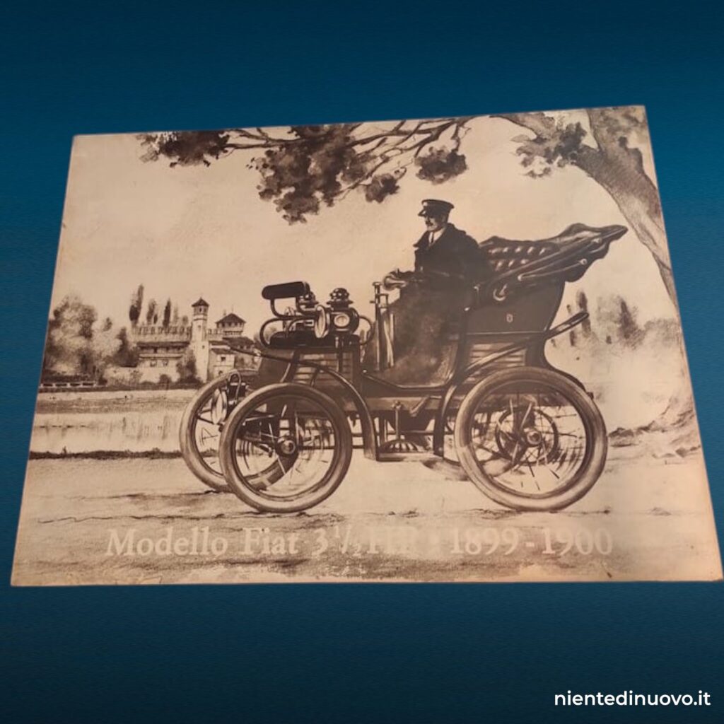 Serie di 5 pannelli in legno Fiat d'epoca