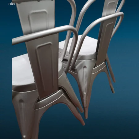 set di 4 sedie industrial in alluminio leggere, impilabili, con finitura opaca e segni d’uso normali