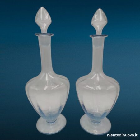 Coppia di bottiglie in vetro soffiato anni '60, azzurro