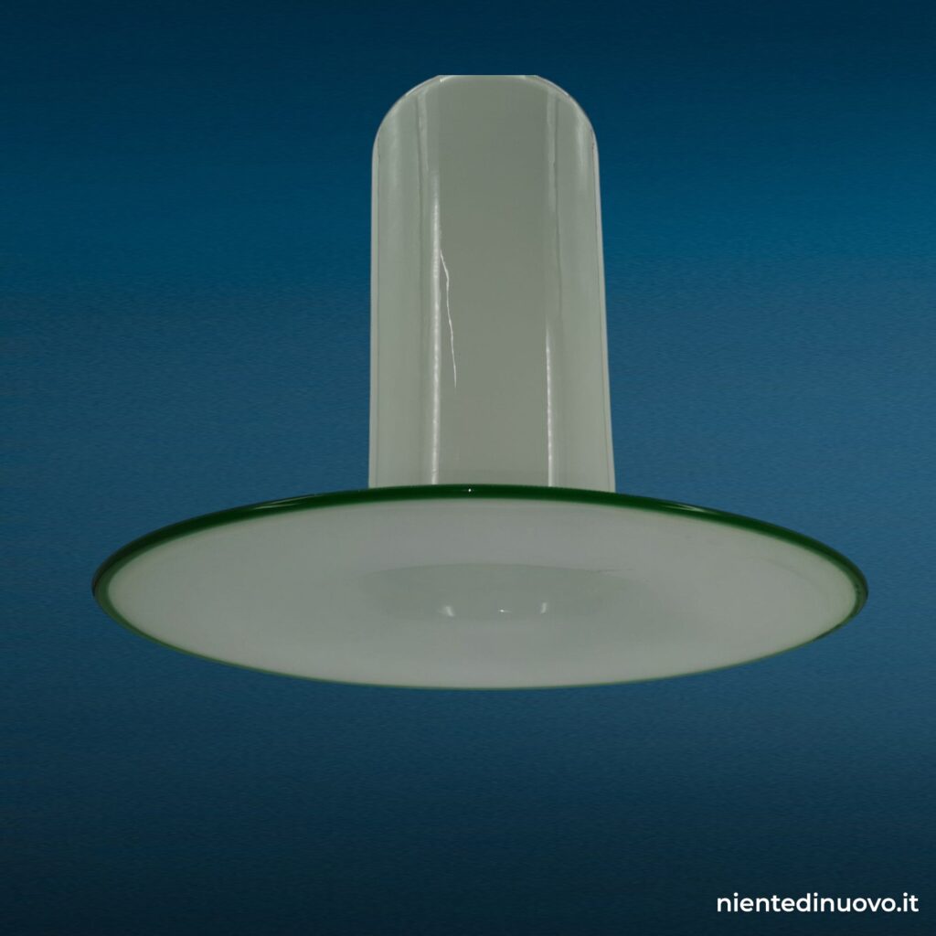 Lampadario in vetro opalino di Murano, anni 60