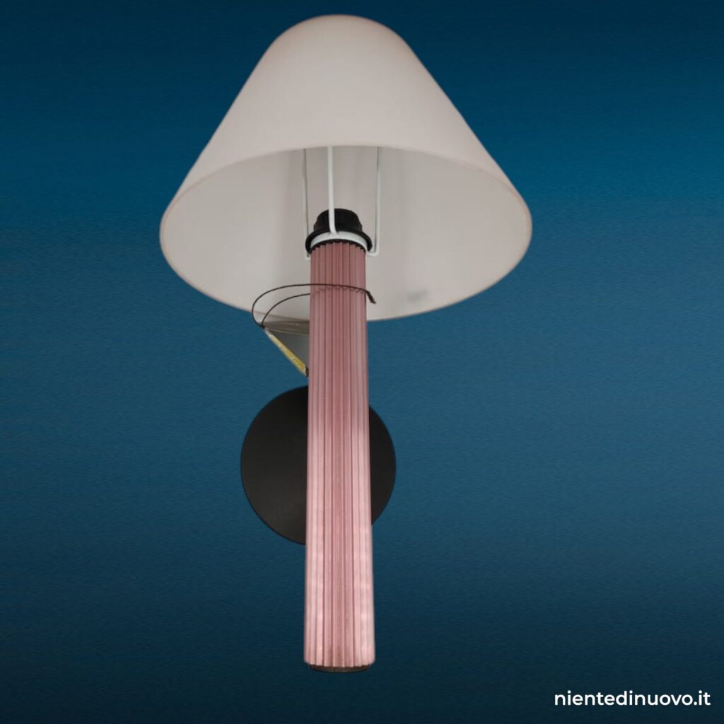 Lampada a parete in vetro di Murano con struttura rosa (due varianti)