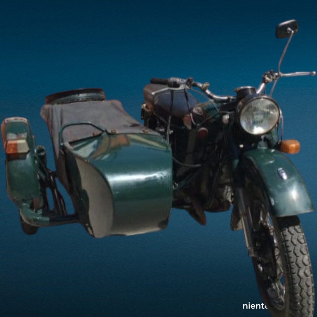 Sidecar motocarrozzina Ural 750 d'epoca (anni '80)