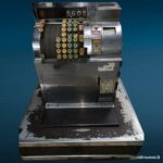Vecchio registratore di cassa National - elemento decorativo vintage