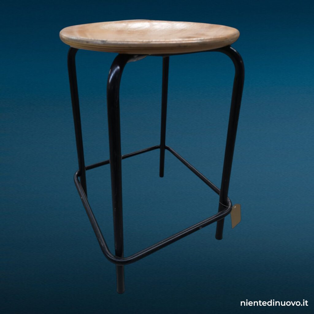 Sgabello in legno di faggio e acciaio anni 60