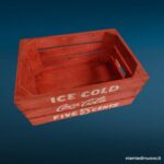 Cassetta in legno rossa con scritta bianca