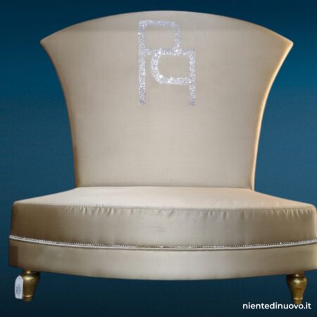 Divanetto da ingresso a schienale alto con decorazione in strass