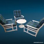 Poltroncina laccata anni '70 con cuscineria scozzese