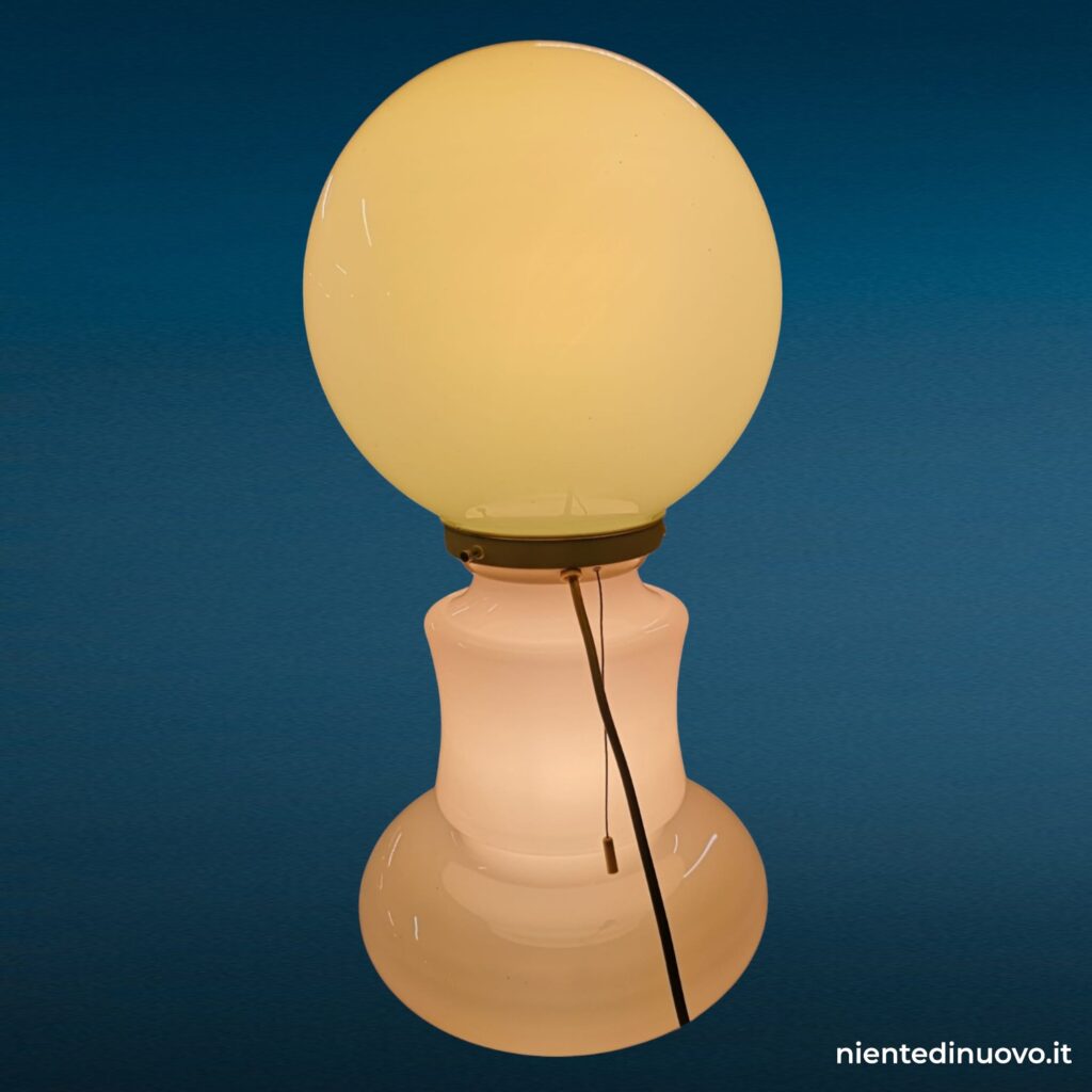 Lampada da tavolo Mazzega in vetro di Murano a birillo, anni '60