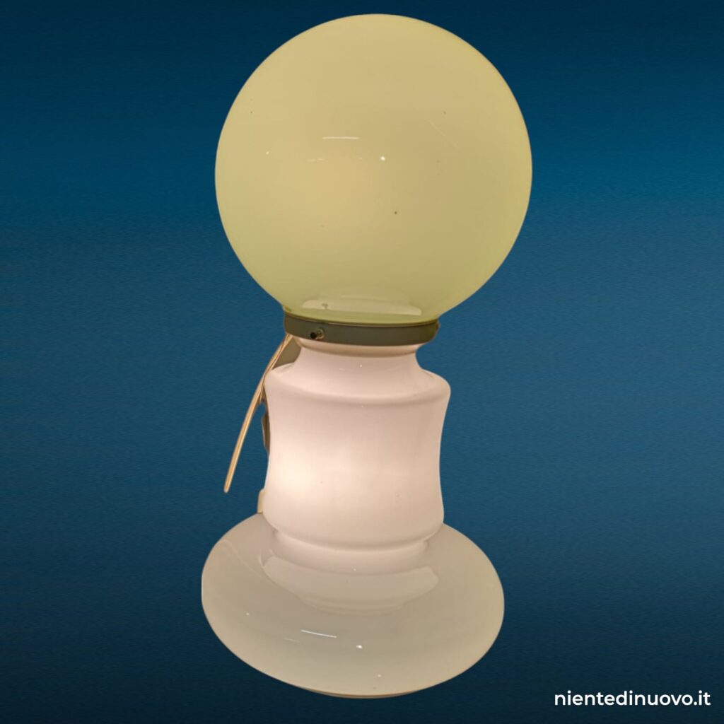 Lampada da tavolo Mazzega in vetro di Murano a birillo, anni '60
