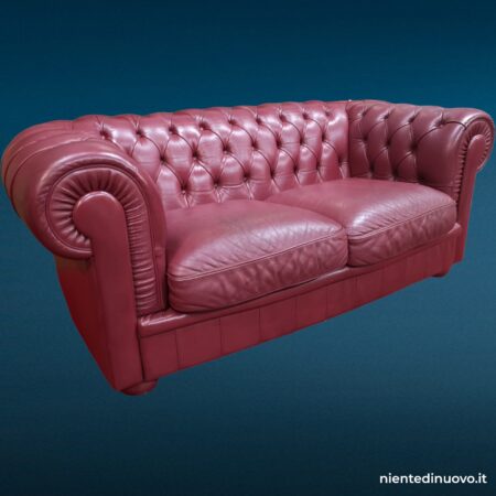 Divano club Chesterfield 2 posti in pelle vinaccia vintage