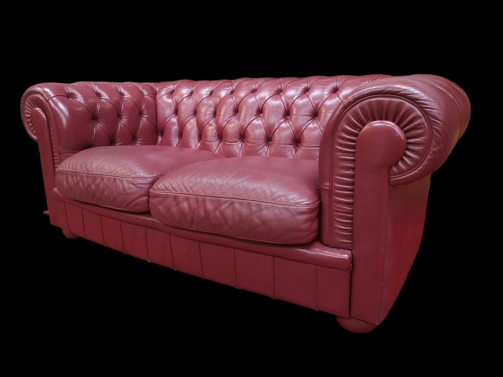 Divano club Chesterfield 2 posti vintage in pelle vinaccia