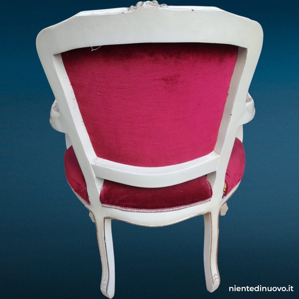 Poltroncina laccata veneziano velluto rosso