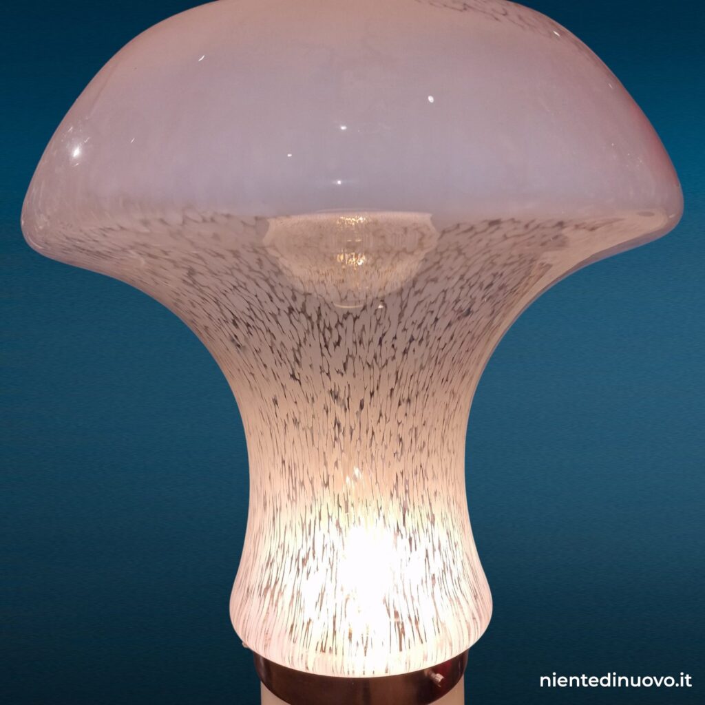 Lampada a birillo in vetro di Murano vintage