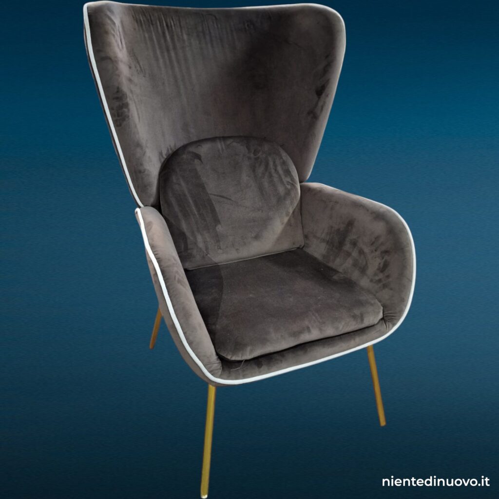 Poltrona in velluto marrone con gambe dorate Brownie