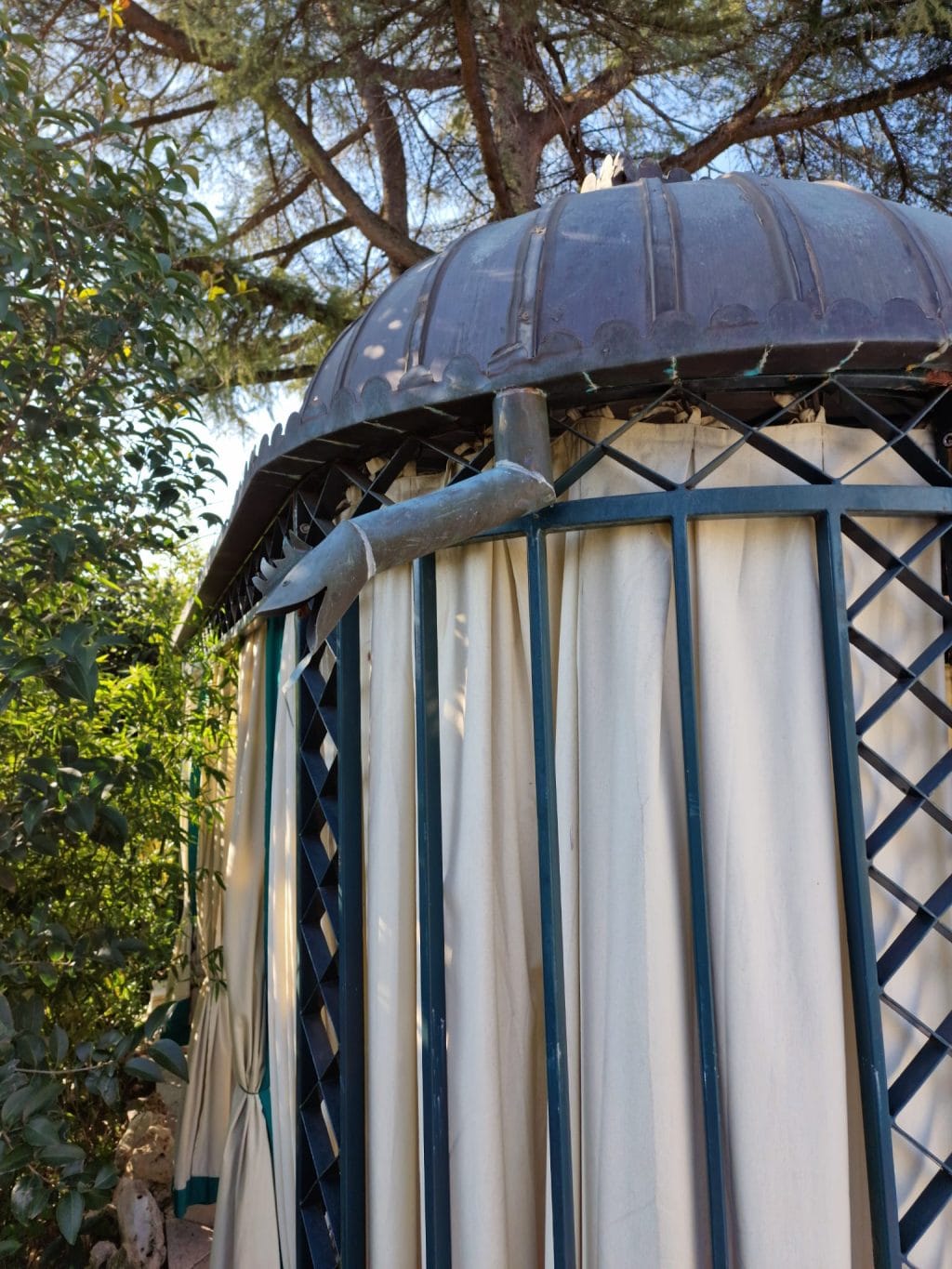 gazebo in ferro da esterno