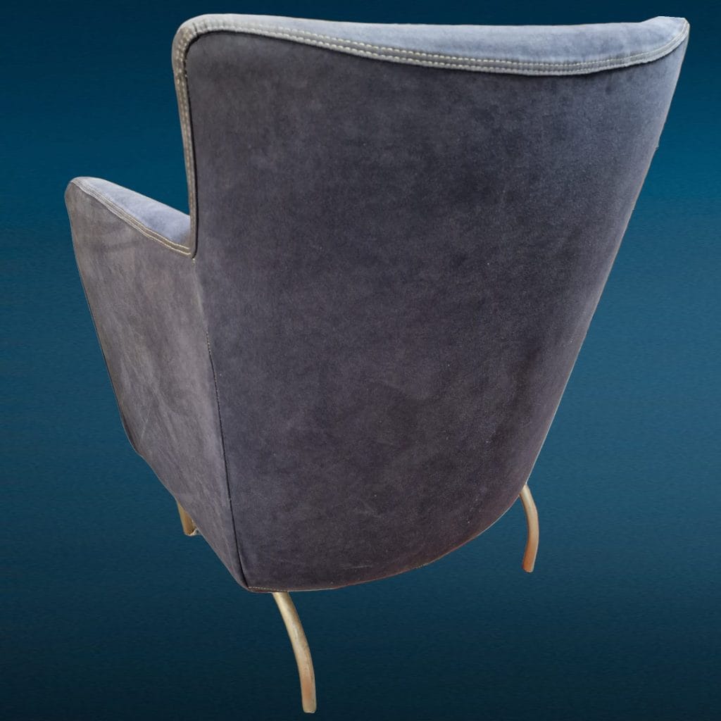 Poltroncina imbottita Somaschini sfoderabile disponibile in blu e giallo