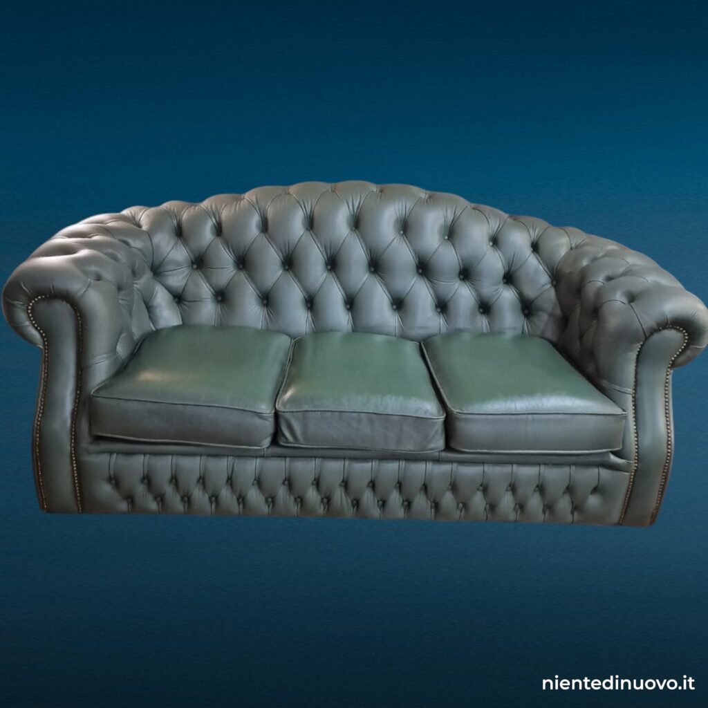 Set divano Chesterfield 3 posti e poltrona in pelle salvia