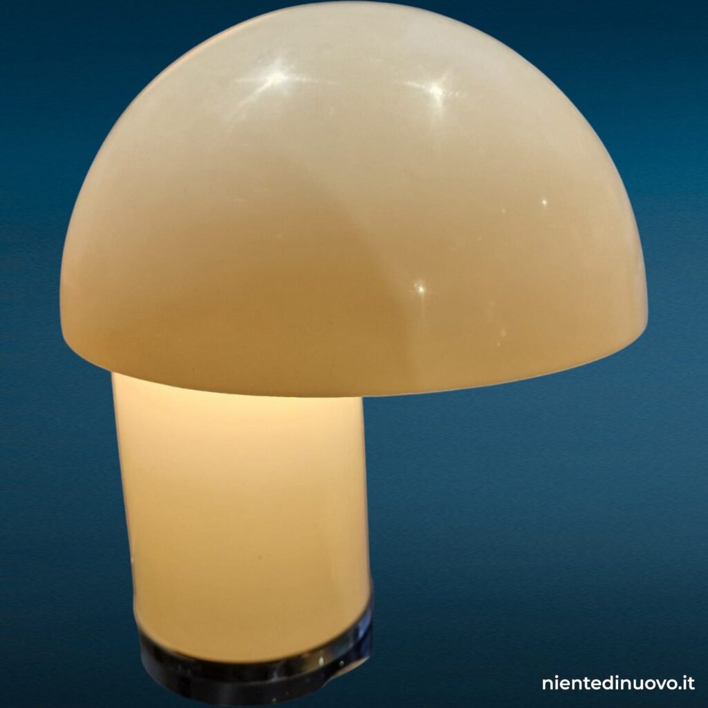 Lampada design Leila anni '60