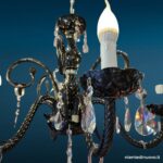 Lampadario 6 luci in vetro nero con pendagli chiari