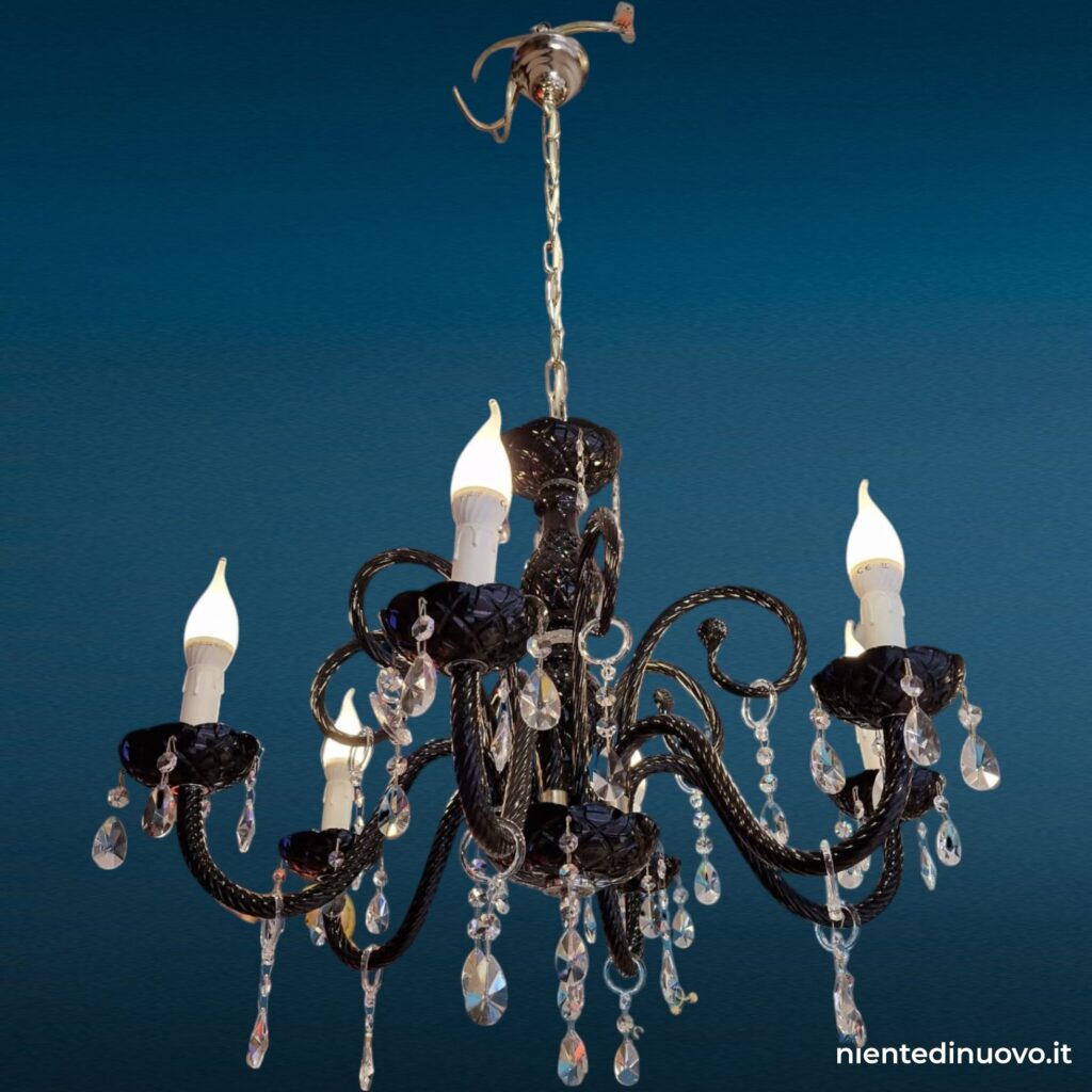 Lampadario 6 luci in vetro nero con pendagli chiari