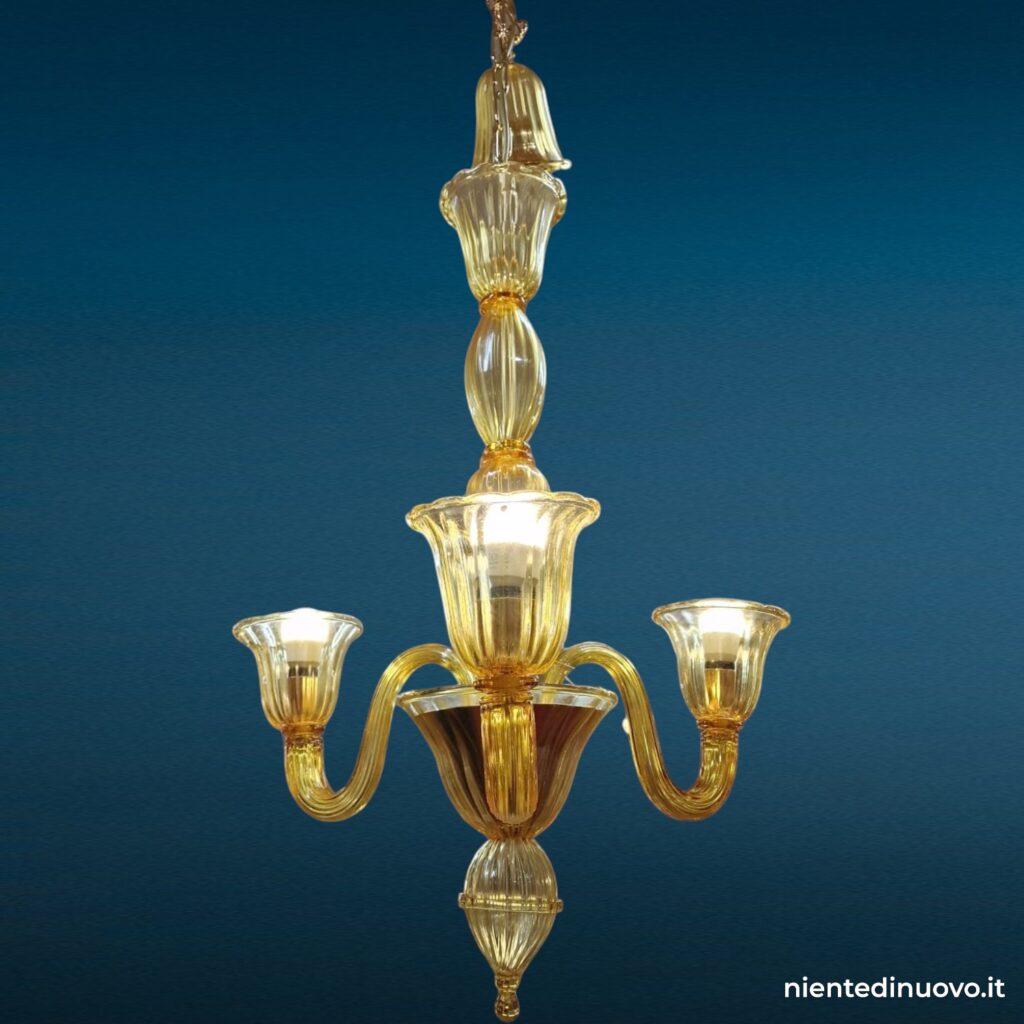 Lampadario in vetro di Murano 3 luci ambra