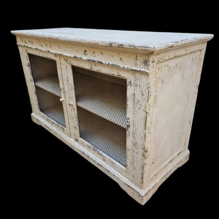 Credenza provenzale rustica a due ante con rete