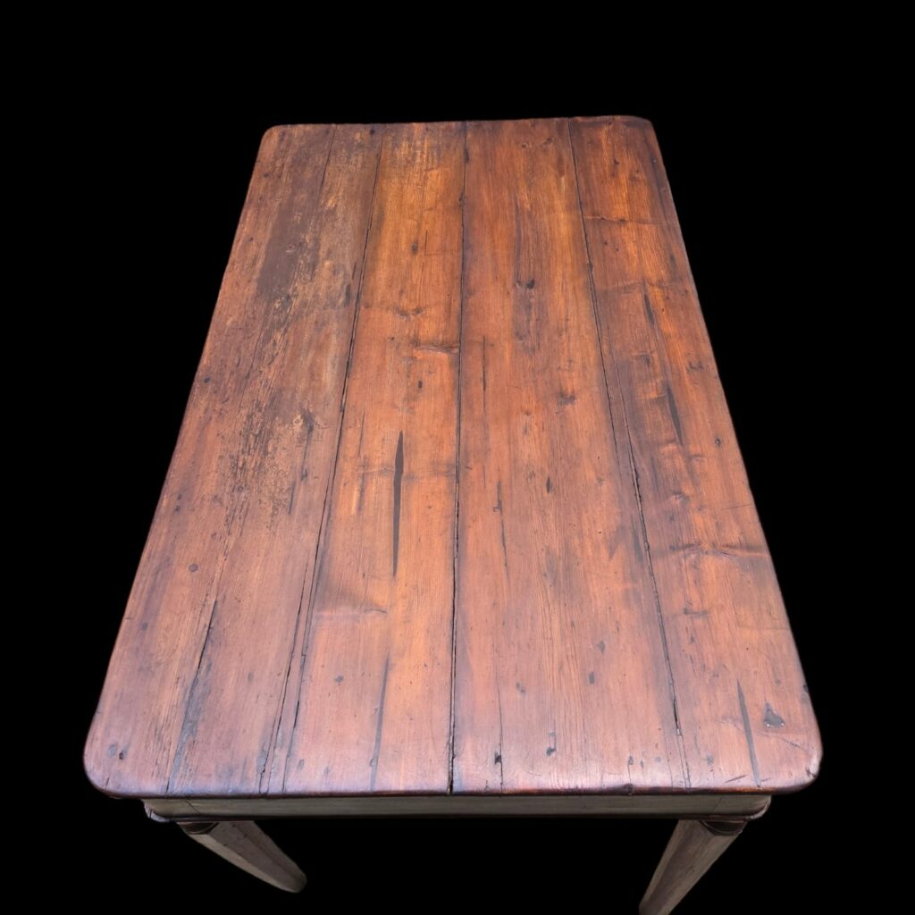 Tavolo rettangolare Impero dei primi Ottocento, in buone condizioni, trattato antitarlo