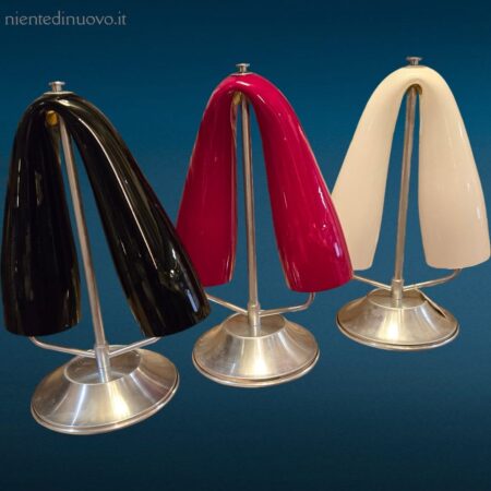 Lampada da tavolo design moderno con paralume in vetro di Murano curvo