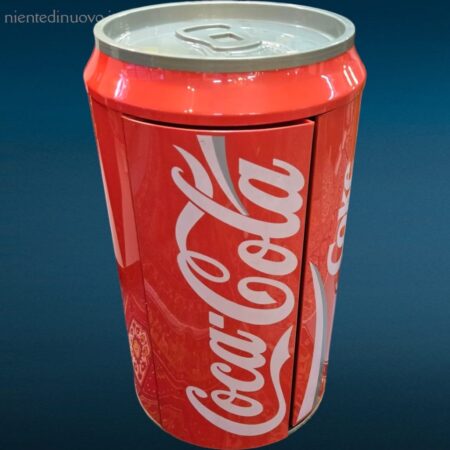 Stereo AKura Coca Cola anni ‘80 con mobile in eccellenti condizioni, da revisionare per collezionisti