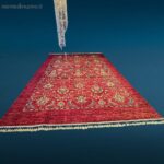 Tappeto nuovo Super Kazak in lana pregiata, annodato a mano con frange colorate