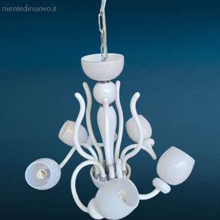 Lampadario in vetro bianco a 5 luci, illuminazione raffinata, perfette condizioni, compatibile con lampadine E14, ideale per soggiorno, camera da letto e sala da pranzo.