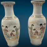 Vaso in ceramica giapponese decorato, disponibile in due esemplari
