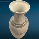 Vaso in ceramica giapponese decorato, disponibile in due esemplari