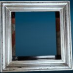 mensola cornice portaoggetti nero argento da parete