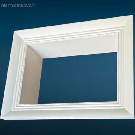 mensola cornice portaoggetti laccata bianca da parete