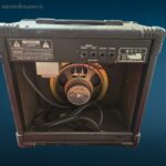 amplificatore vintage Roland DAC 15D per chitarra in buone condizioni