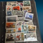 collezione di vecchi francobolli russi in raccoglitore vintage