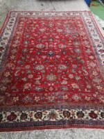 Tappeto persiano Kashan vintage annodato a mano anni ’50 con segni di usura