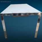 Tavolo Unifor Naos System in vetro satinato con struttura in alluminio anodizzato