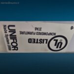 Tavolo Unifor Naos System in vetro satinato con struttura in alluminio anodizzato