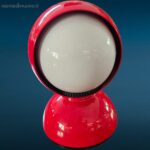 Lampada Eclisse Artemide rossa originale disegnata da Vico Magistretti