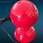 Lampada Eclisse Artemide rossa originale disegnata da Vico Magistretti