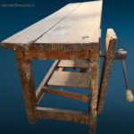 Antico tavolo da lavoro da falegname in legno massello con morsa originale