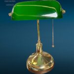 Lampada ministeriale vintage con vetro verde a tegola e accensione a catenella