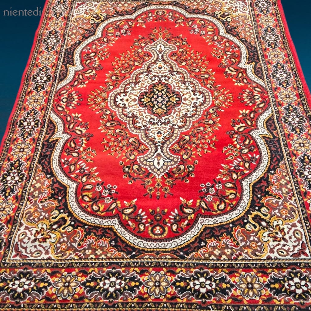 39546.jpg Tappeto in lana lavorazione meccanica 193x285 cm con vello in buone condizioni