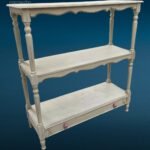 Scaffale étagère in stile provenzale con cassetto e ripiani aperti